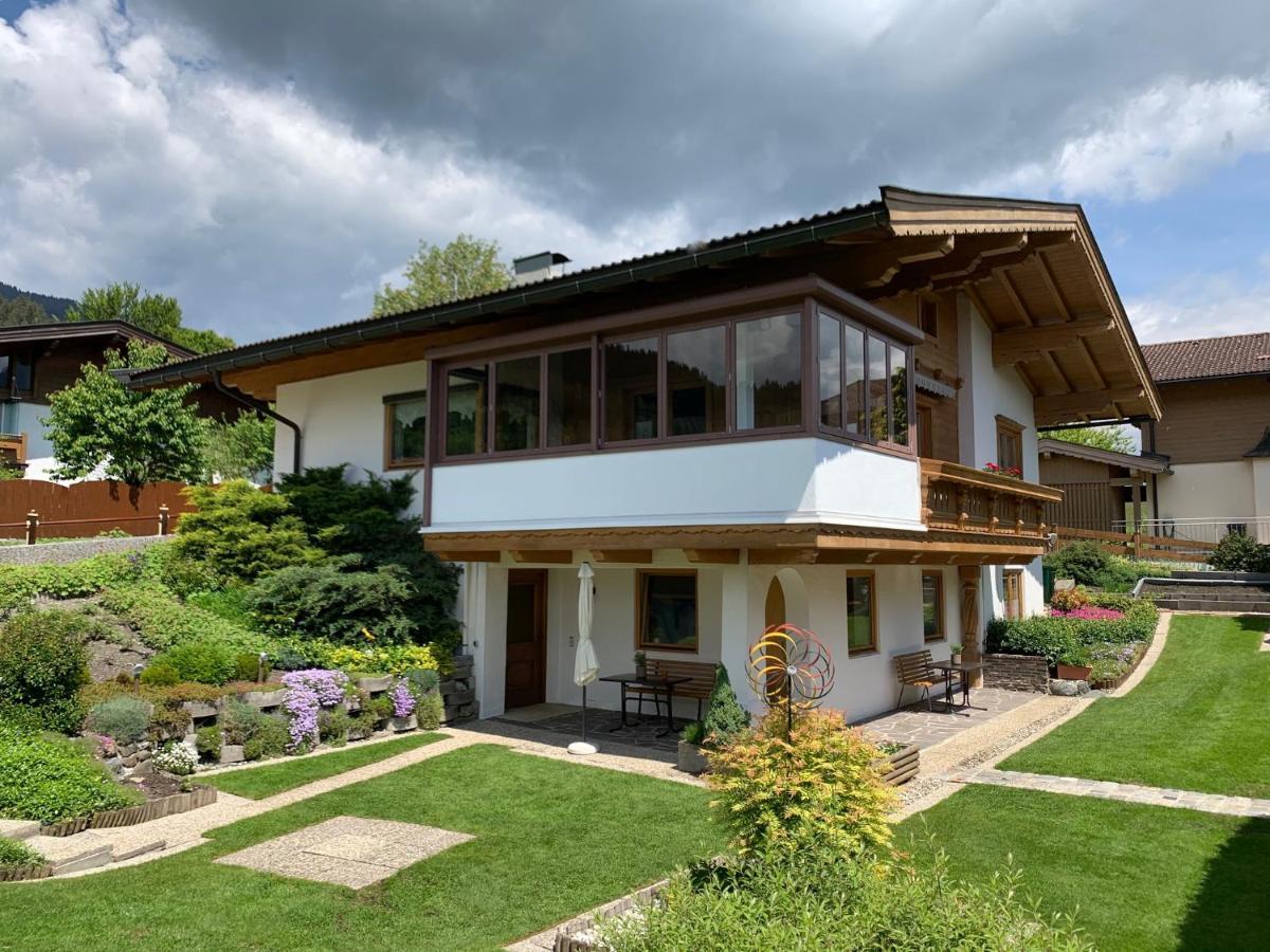 Ferienwohnung An Der Familienabfahrt Brixen im Thale Exterior foto